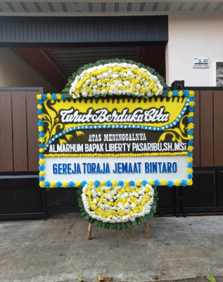 Papan Bunga Duka di Cobodoe
