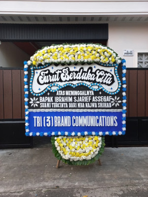 Papan Bunga Duka di Cobodoe